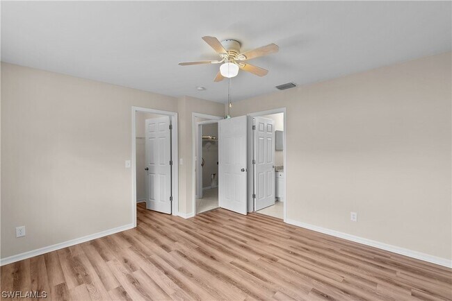 Building Photo - 2721 SW 12th Ave