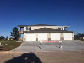 Building Photo - 2003 Zimmer Dr