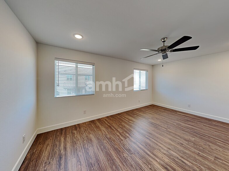 Building Photo - 9149 Crocker Pt Ct