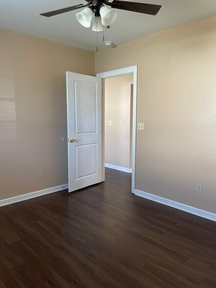 2nd bedroom_3 - 7925 Danube Rd
