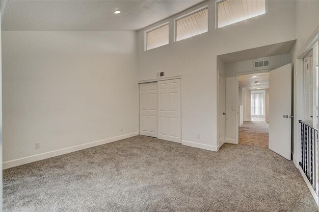 Building Photo - 2030 Three Stars Rd