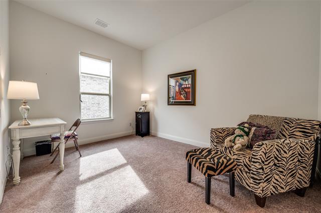 Building Photo - 9525 Blue Stem Ln