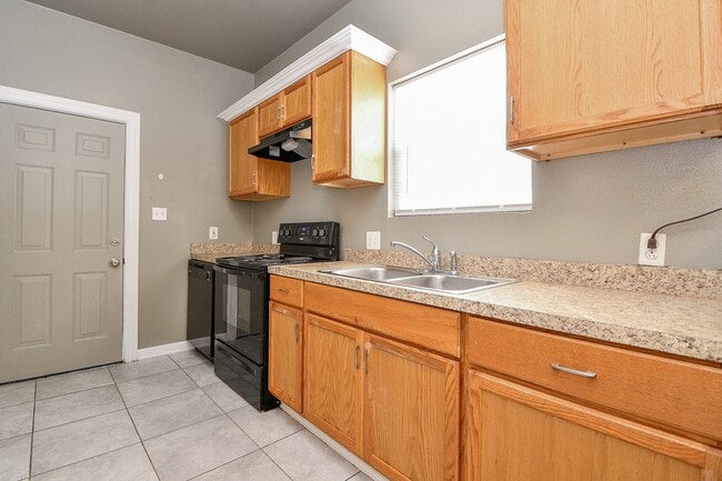 Building Photo - 1117 Fred St