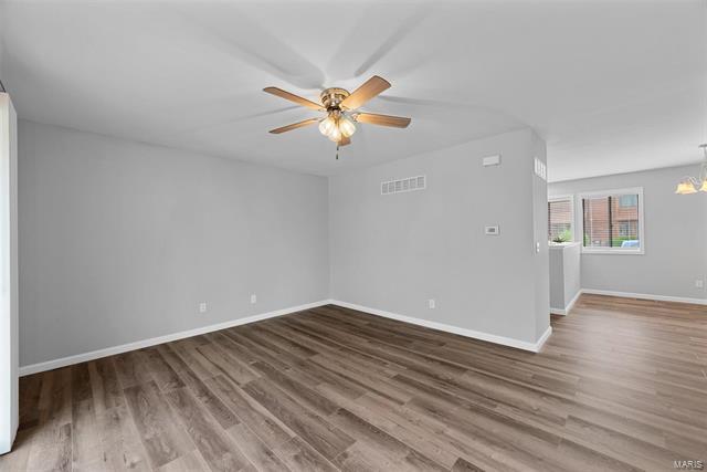 Building Photo - 250 Cedar Grove Dr