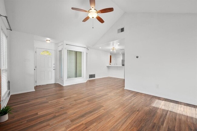 Building Photo - 12329 Limerick Ave