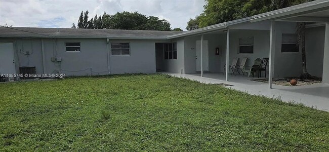 Building Photo - 2632 NW 18th Terrace