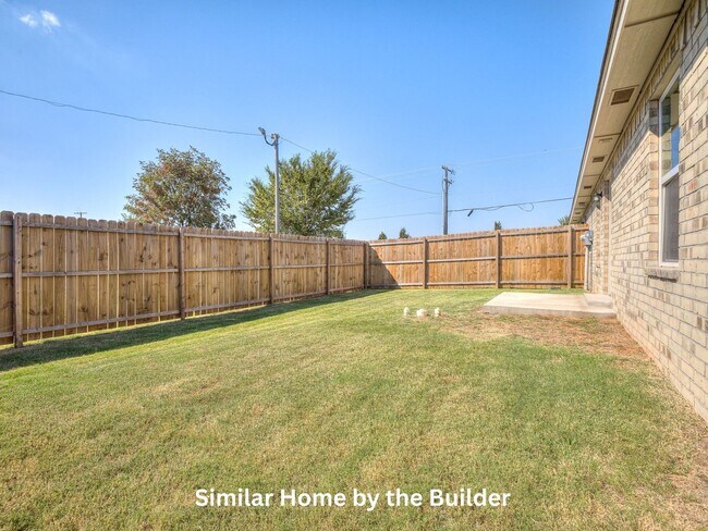 Building Photo - Charming 3-Bed in Yukon - Move-In Ready
