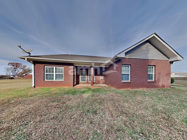 Building Photo - 439 W Rustling Leaves Ln