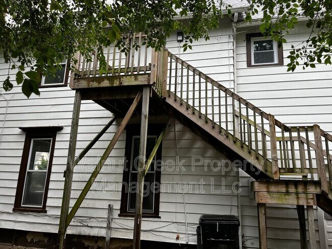Building Photo - 362 Furnace St