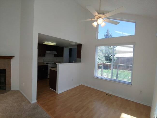 Building Photo - 2340 E Cherrywood Dr