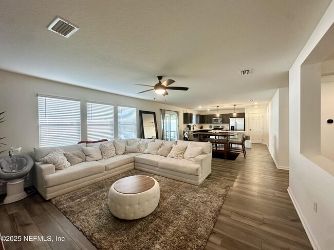 Building Photo - 960 Panther Lk Pkwy