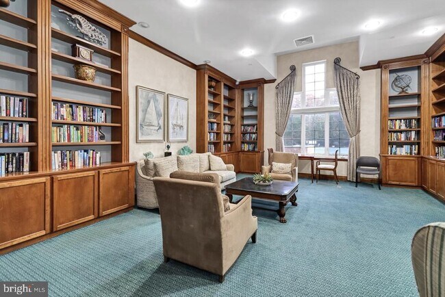 Building Photo - 41 Cardinal Flower Ln