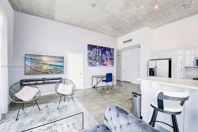 Building Photo - 234 NE 3rd St