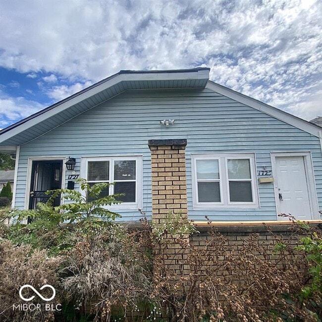 Primary Photo - 1727 N Tacoma Ave