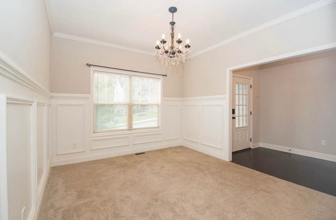 Dining Room - 399 Cobblestone Trl