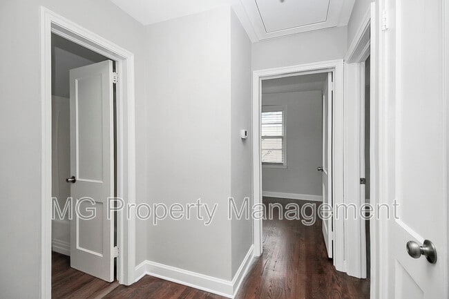 Building Photo - 1419 Herrin Ave