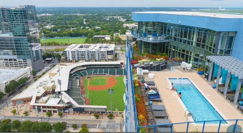 Building Photo - 220 S Poplar St