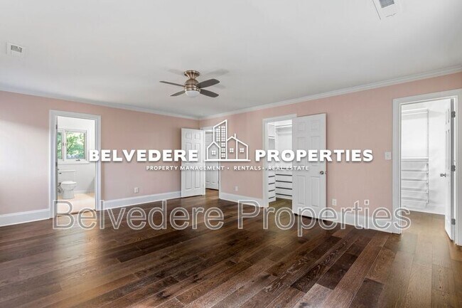 Building Photo - 4103 Oak Hollow Dr