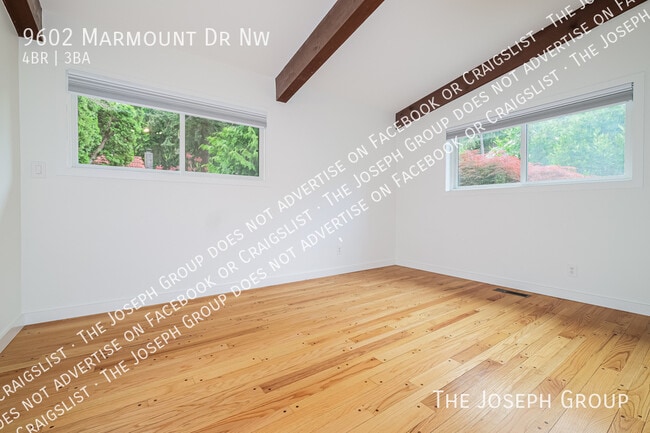 Building Photo - 9602 Marmount Dr NW
