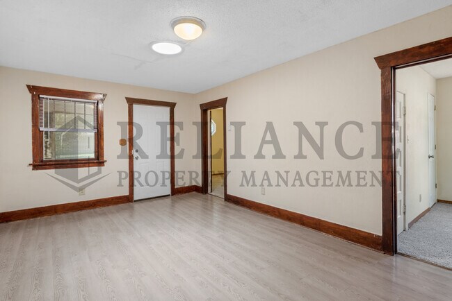Building Photo - 432 N Elizabeth St