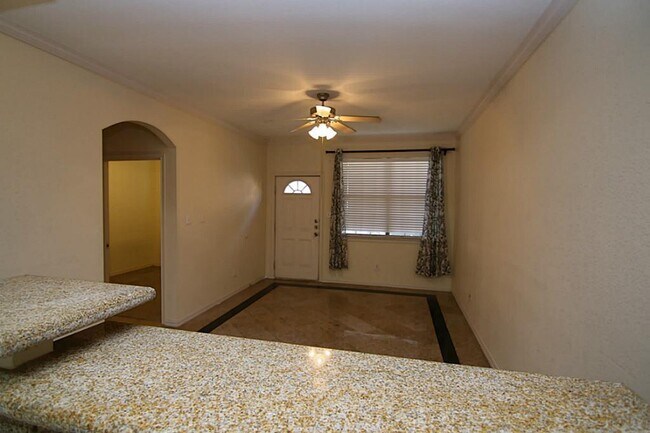Building Photo - 9400 Bellaire Blvd