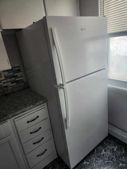 Fridge - 13797 Cedar Rd