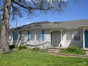 Building Photo - 2 Bedroom Home located across from KSU Cam...