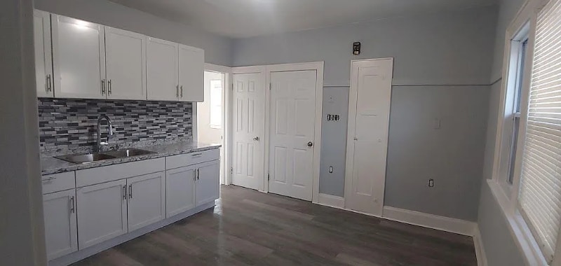 Building Photo - 2875 N 50th St