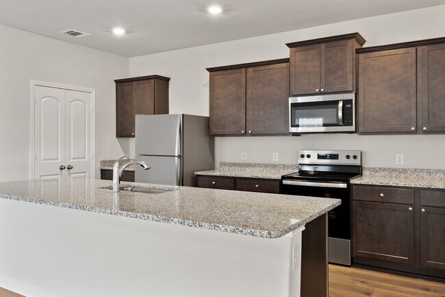 Building Photo - 1020 Camelia Grv Ct