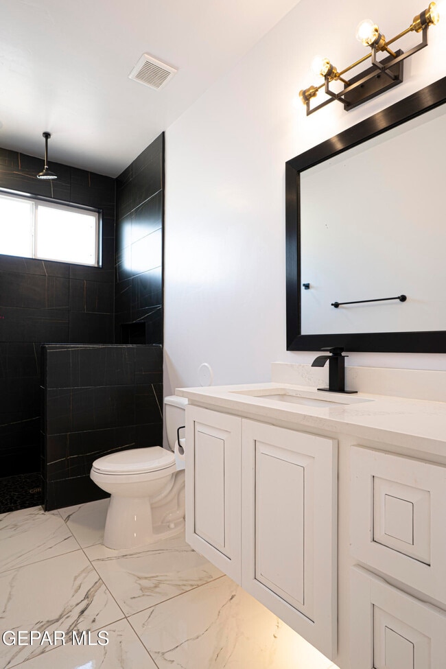Building Photo - 7344 Bobcat Hollow Dr