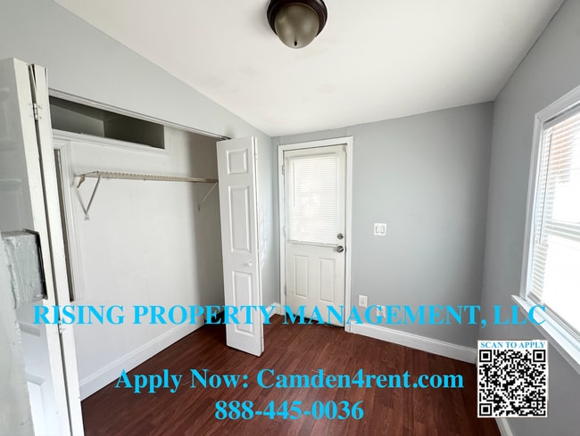 Building Photo - 422 Chambers Ave