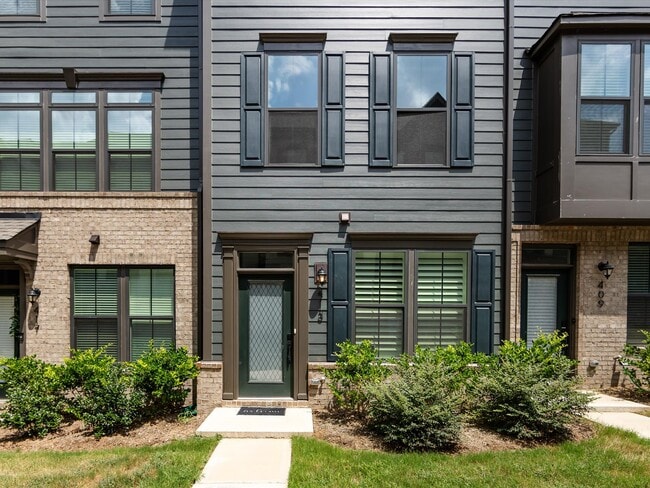 Building Photo - 413 Spearfield Ln