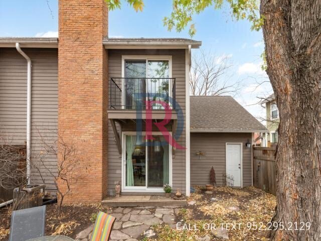Building Photo - 311 S Ryan Ave