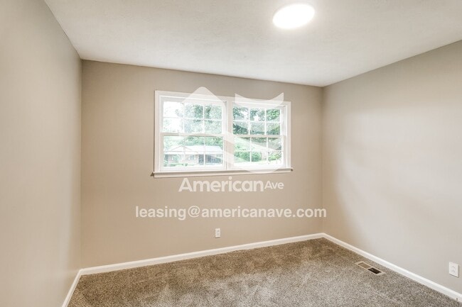 Building Photo - 119 Ruby Dr
