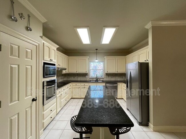 Building Photo - 13263 Quail Meadow Dr