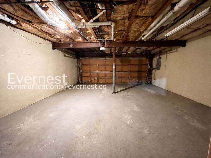 Building Photo - 2665 Holcomb Springs Dr