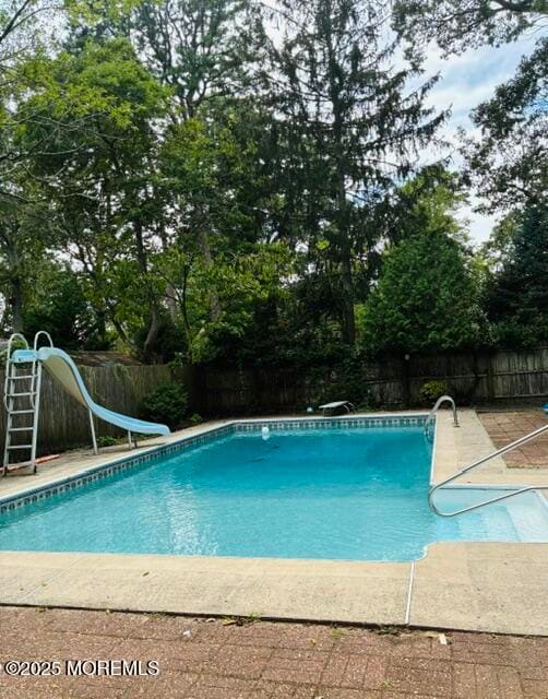 Building Photo - 375 Arrowhead Dr