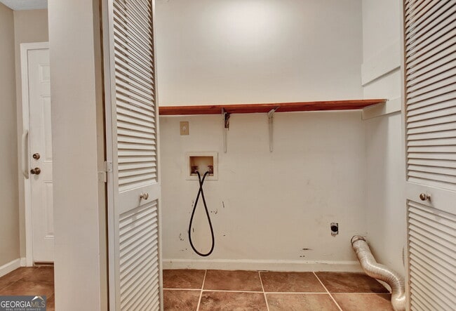 Building Photo - 135 Windham Way