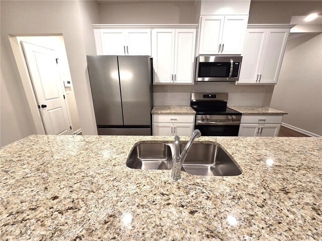 Building Photo - 1416 Lucan Ln