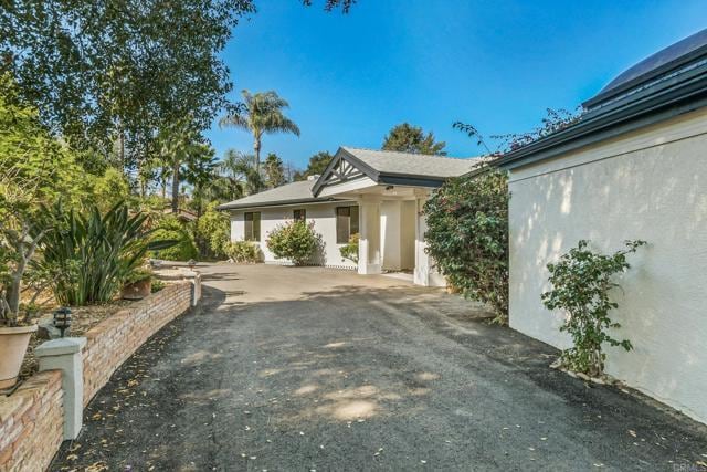 Building Photo - 1051 Via Rancho Pkwy