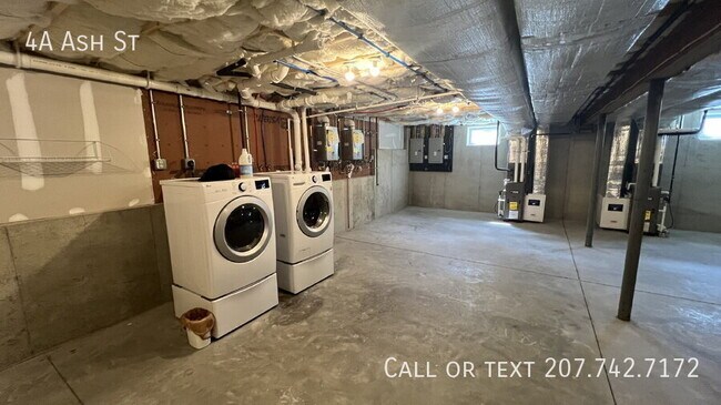 Building Photo - 4A Ash St-