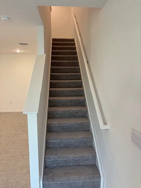 Building Photo - 3632 Majestic Dr