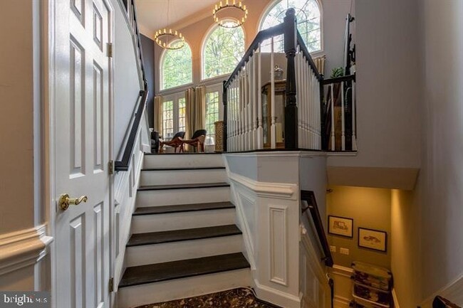Building Photo - 2519 Gadsby Pl