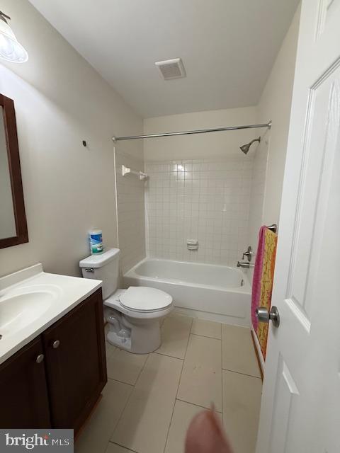 Building Photo - 17929 Milroy Dr