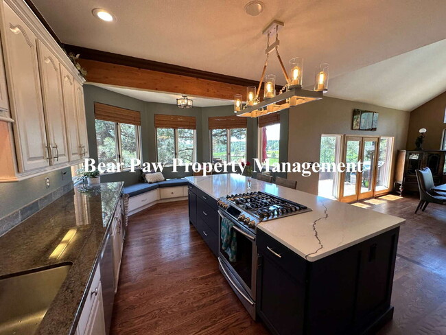 Building Photo - Beautiful FURNISHED Home in Hiwan!!