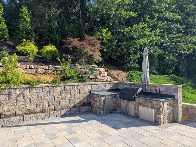 Building Photo - 4920 Hidden Meadow Dr