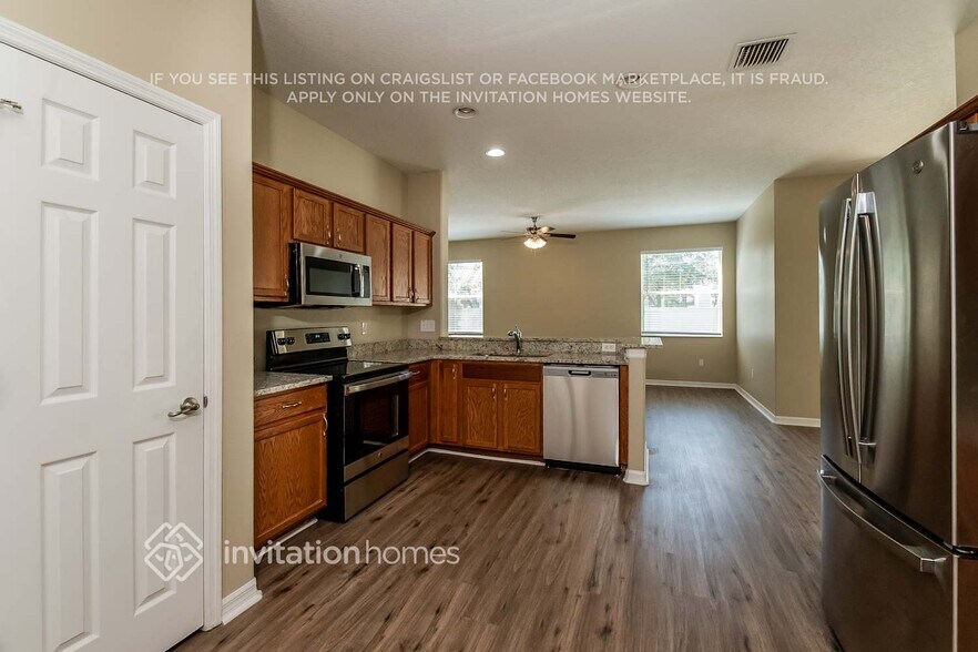 Building Photo - 10329 Celtic Ash Dr