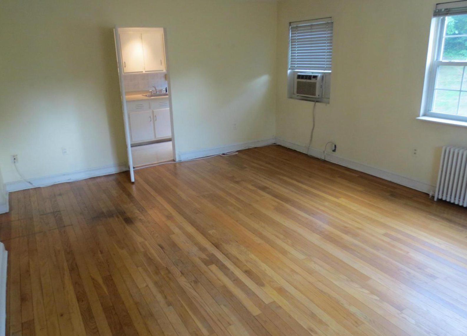 Building Photo - 5314 8th Rd S