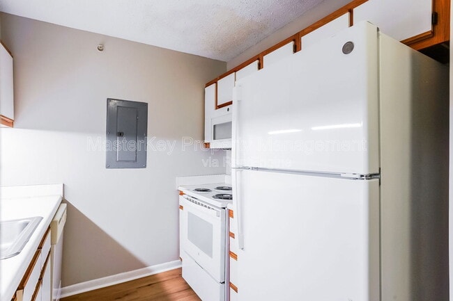 Building Photo - 1351 Crab Orchard Dr