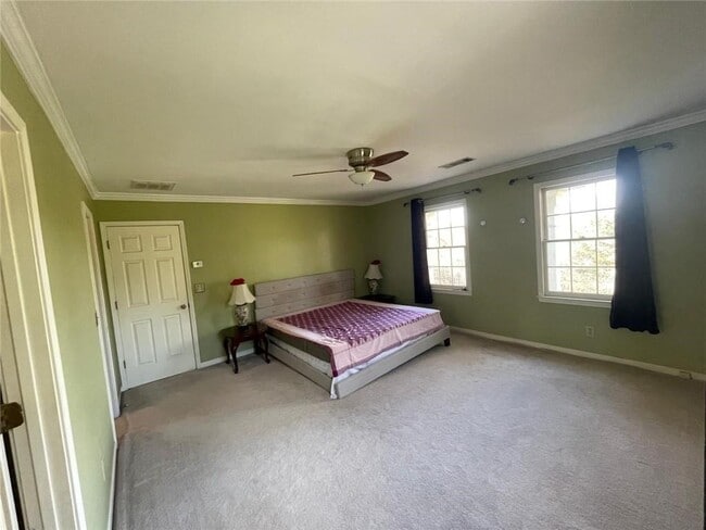 Building Photo - 156 Plantation Trce